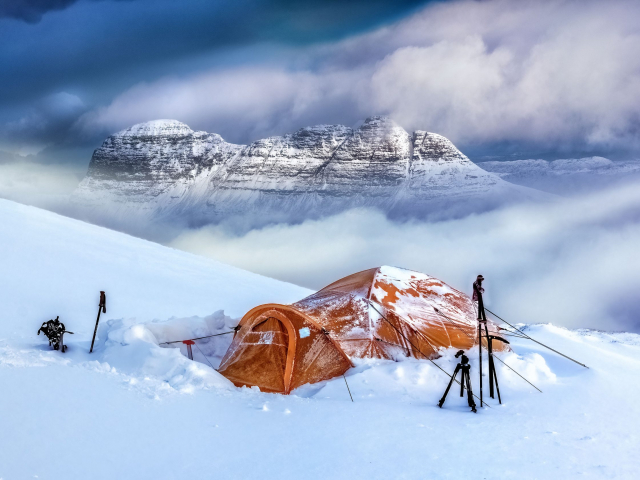 Suilven from Cùl Mor Assynt snow scene